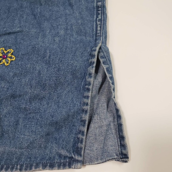 Warner Brothers Studio Denim Tweety Embroidered Button Down Large Shirt - Picture 8 of 9